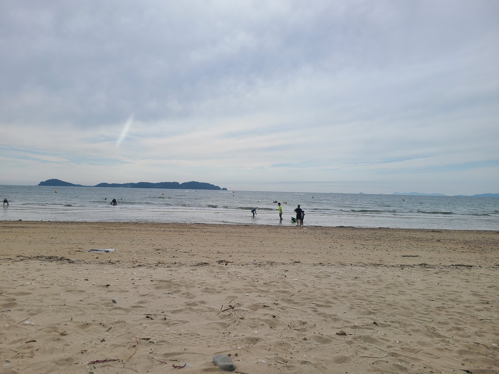Foto de Magompo Beach con muy limpio nivel de limpieza