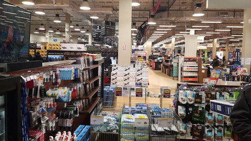 Electronics Store «Micro Center», reviews and photos, 71-43 Kissena Blvd, Flushing, NY 11367, USA