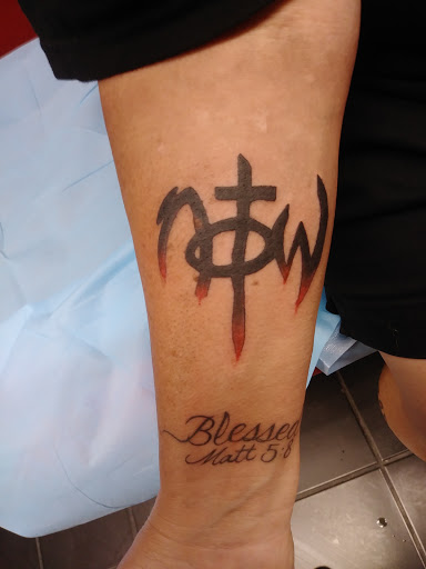 Tattoo Shop «Ink Sanity», reviews and photos, 31089 Riverside Dr, Lake Elsinore, CA 92530, USA