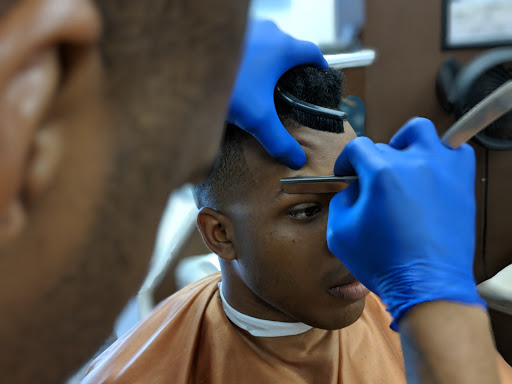Barber Shop «Clipperhandz Barbershop and Salon», reviews and photos, 939 15th Pl, Vero Beach, FL 32960, USA