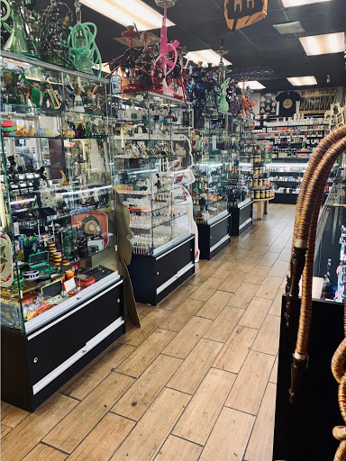 Tobacco Shop «407 Smoke Shop», reviews and photos, 4316 Curry Ford Rd, Orlando, FL 32806, USA