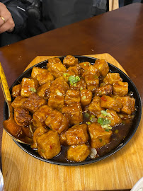 Poulet à l'écorce de mandarine du Restaurant chinois L'abri du dragon à Lyon - n°8