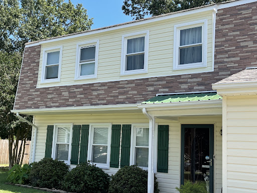 Roofing Contractor «Custom Home Improvement & Repairs of Hampton Roads», reviews and photos, 2000 General Booth Blvd #204, Virginia Beach, VA 23454, USA