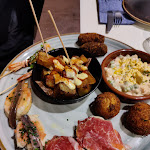 Photo n°1 de l'avis de Gianluca.o fait le 13/02/2022 à 22:12 sur le  Surreal à Lecco