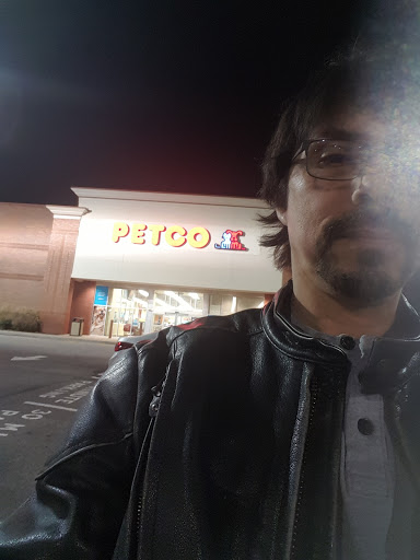 Pet Supply Store «Petco Animal Supplies», reviews and photos, 8404 Eager Rd b, Brentwood, MO 63144, USA