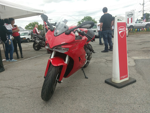 Motorcycle Dealer «Riverside Motorsports», reviews and photos, 83 Mystic Ave, Medford, MA 02155, USA
