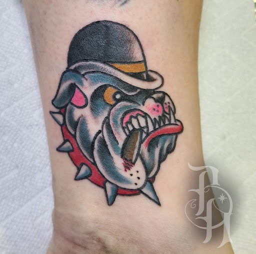 Explore stretch mark tattoo ideas, creative tattoo ideas in Johnstown, available at Lemon Bomb Tattoo Co.