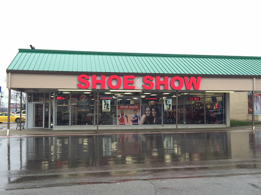 Shoe Show, 3551 Belmont Ave #5a, Youngstown, OH 44505, USA, 