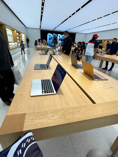 Computer Store «Apple Mall of America», reviews and photos, 132 South Avenue, Bloomington, MN 55425, USA