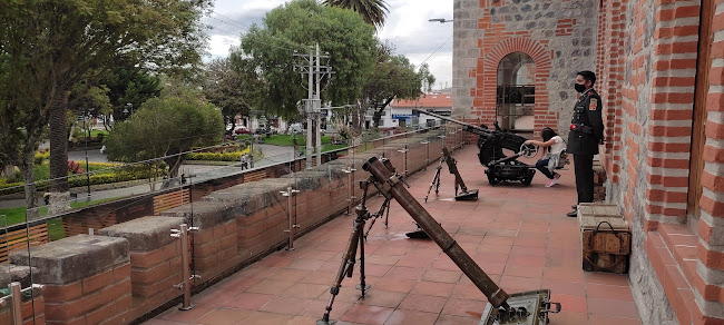Museo, histórico militar, el ejército y la sociedad ecuatoriana