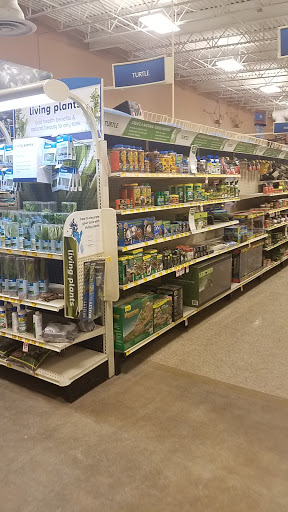 Pet Supply Store «PetSmart», reviews and photos, 3750 W Market St, Fairlawn, OH 44333, USA