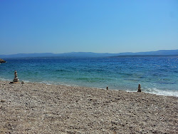 Slatina beach'in fotoğrafı doğal alan içinde bulunmaktadır
