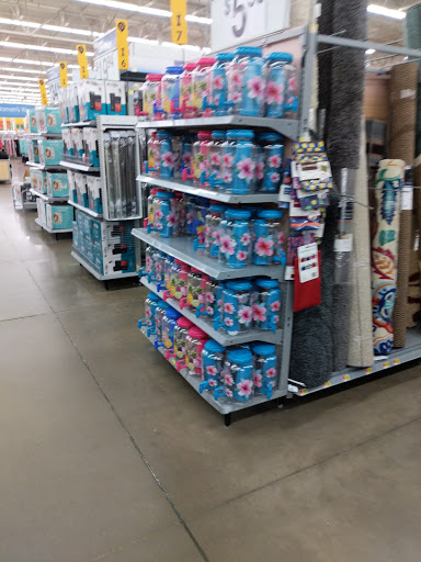 Department Store «Walmart Supercenter», reviews and photos, 29574 W Seven Mile Rd, Livonia, MI 48152, USA