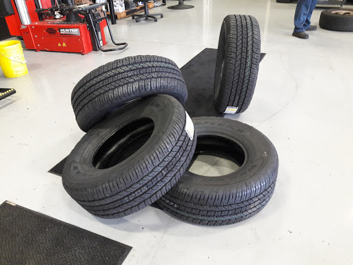 Tire Shop «Falcon Tire Auto Center», reviews and photos, 13215 W Okeechobee Rd, Hialeah Gardens, FL 33018, USA