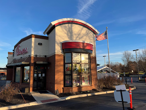 Fast Food Restaurant «Chick-fil-A», reviews and photos, 211 Eagleview Blvd, Exton, PA 19341, USA