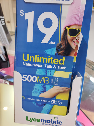 Electronics Repair Shop «NovaFix», reviews and photos, 1927 W Chicago Ave, Chicago, IL 60622, USA