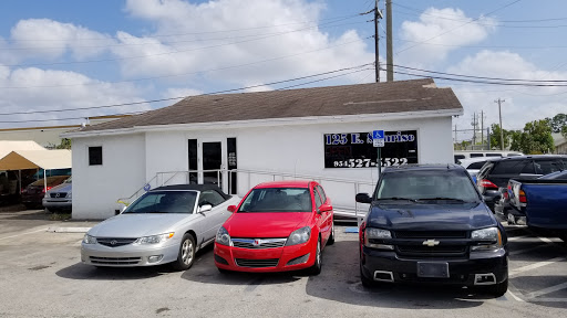 Used Car Dealer «Rolling Wheels Inc», reviews and photos, 125 E Sunrise Blvd, Fort Lauderdale, FL 33304, USA