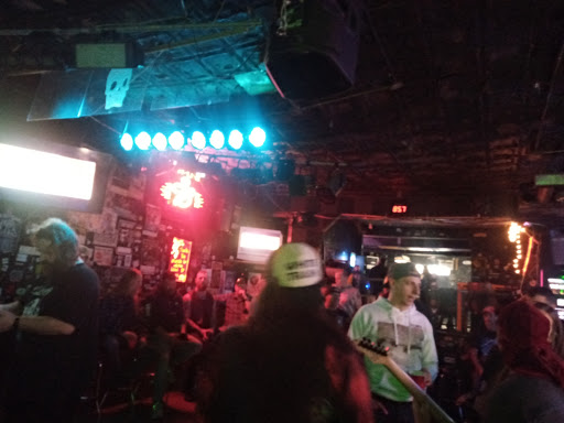 Night Club «The Boobie Trap Bar», reviews and photos, 1417 SW 6th Ave, Topeka, KS 66606, USA