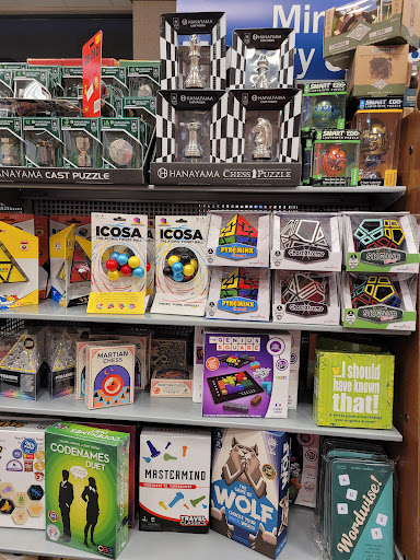 Book Store «Barnes and Noble», reviews and photos, 2500 N Mayfair Rd, Milwaukee, WI 53226, USA