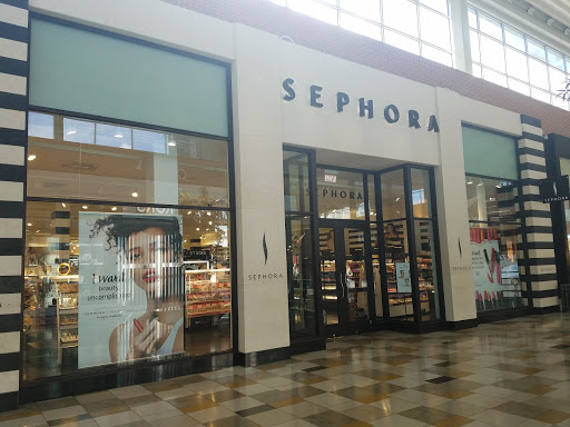 Cosmetics Store «SEPHORA», reviews and photos, 912 Brandon Town Center Dr, Brandon, FL 33511, USA