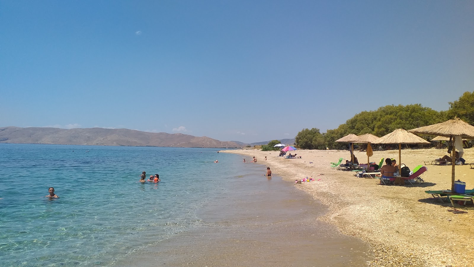 Marmara beach'in fotoğrafı parlak kum yüzey ile