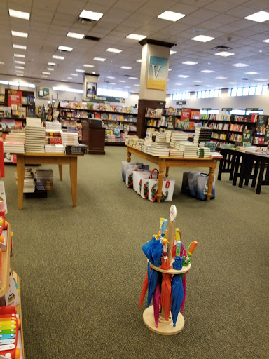 Book Store «Barnes & Noble Booksellers West Side», reviews and photos, 3701 Ellison Dr NW, Albuquerque, NM 87114, USA