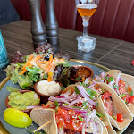 Photo n°2 de l'avis de Luciano. fait le 23/04/2022 à 18:20 sur le  W - Der Imbiss | vegan vegetarisches Restaurant à Berlin