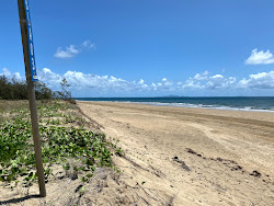 Zdjęcie Bucasia Beach z proste i długie