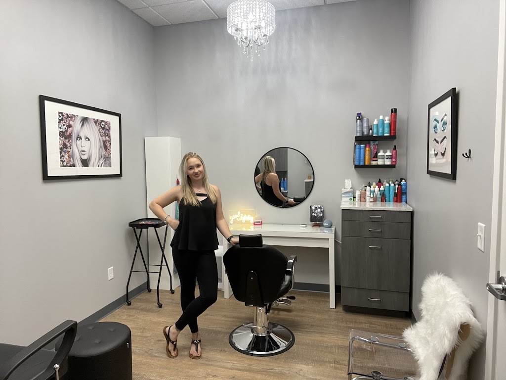 Salon L LLC 55113