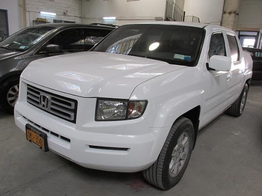 Auto Body Shop «Maaco Collision Repair & Auto Painting», reviews and photos, 53-24 98th St, Corona, NY 11368, USA