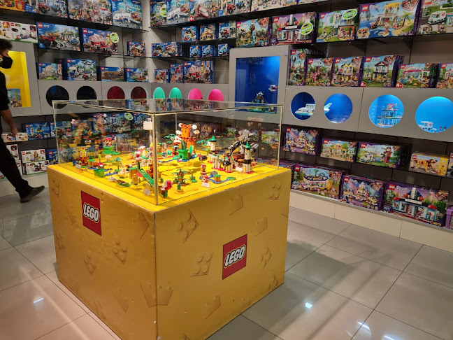 Opiniones de LEGO Manquehue en Vitacura - Tienda