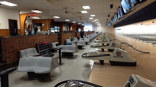 Bowling Alley «Avon North Hill Lanes», reviews and photos, 150 W Tienken Rd, Rochester Hills, MI 48306, USA