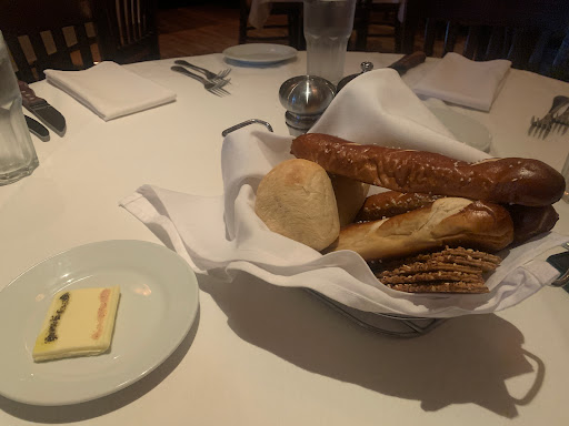 Steak House «Hyde Park Prime Steakhouse», reviews and photos, 21 Main St, Westlake, OH 44145, USA