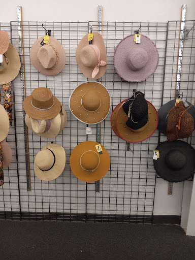 Clothing Store «Burlington Coat Factory», reviews and photos, 1116 E Stone Dr, Kingsport, TN 37660, USA