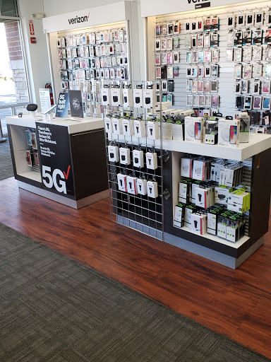 Cell Phone Store «Verizon Wireless», reviews and photos, 7101 183rd St, Tinley Park, IL 60477, USA
