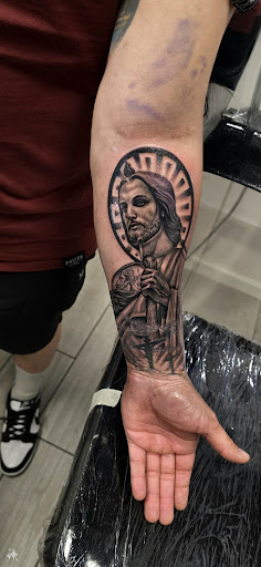 Explore medic alert tattoo ideas, creative tattoo ideas in Bakersfield, available at Skin Kings Tattoo