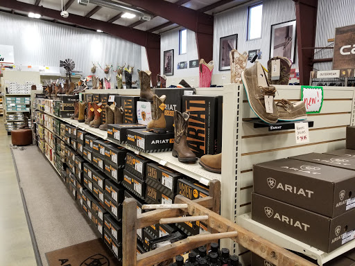 Farm Equipment Supplier «Tarwater Farm & Home Supply», reviews and photos, 4107 NW Topeka Blvd, Topeka, KS 66617, USA