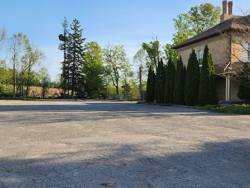 VCA Canada Burnham Mansion Animal Hospital image