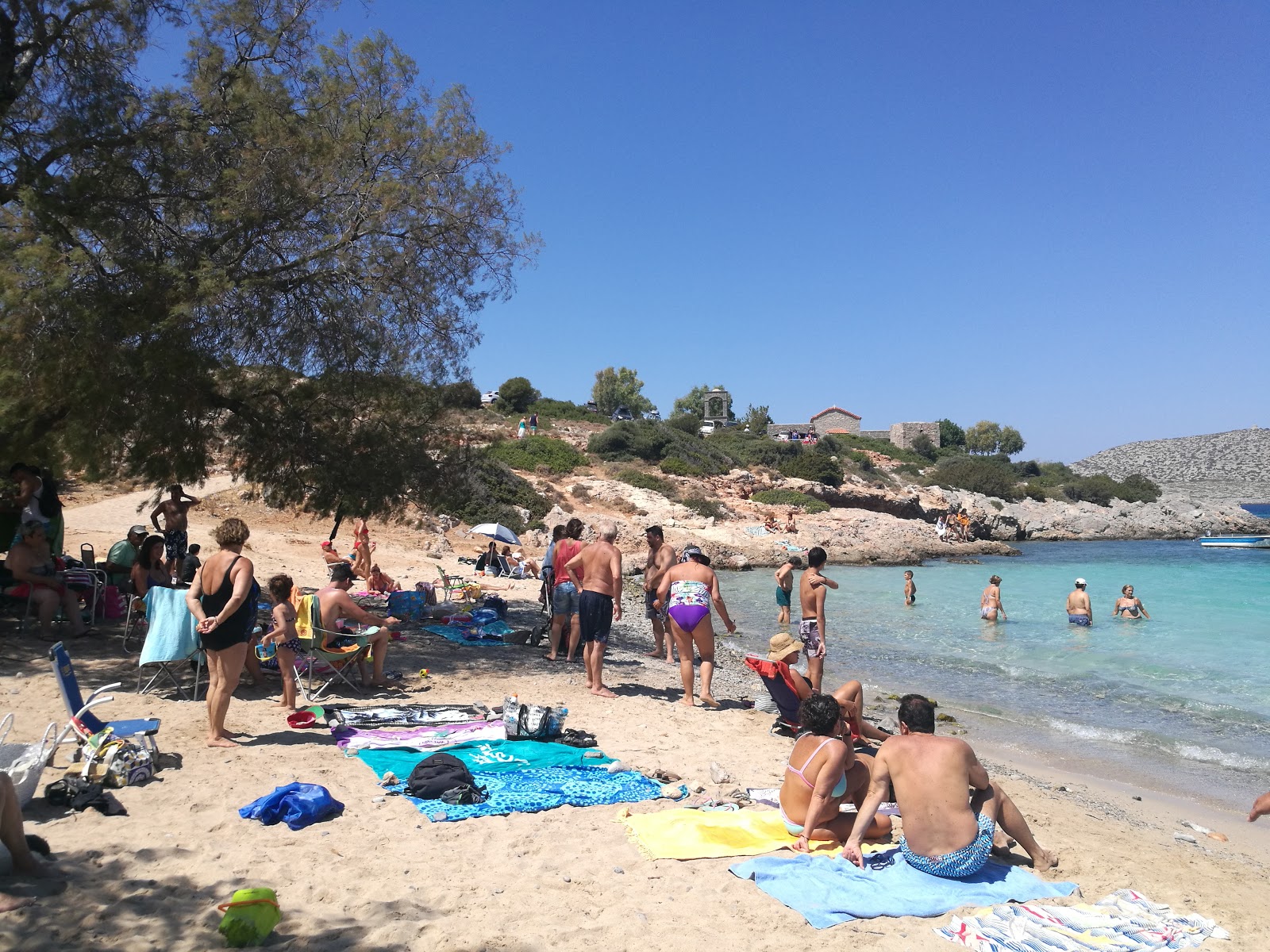 Foto van Agios Dynami Strand gelegen in een natuurlijk gebied