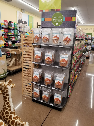 Pet Supply Store «PetPeople», reviews and photos, 2484 E 146th St, Carmel, IN 46033, USA