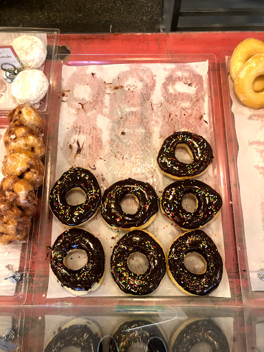 Donut Shop «The Dancing Donut», reviews and photos, 1134 E 54th St G, Indianapolis, IN 46220, USA