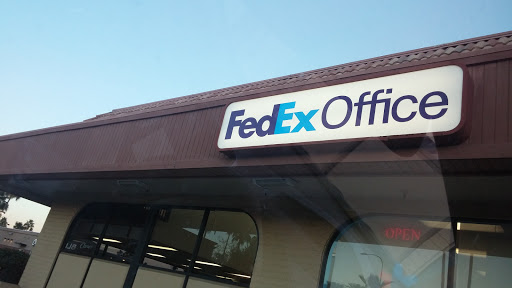 Print Shop «FedEx Office Print & Ship Center», reviews and photos, 933 E University Dr, Tempe, AZ 85281, USA