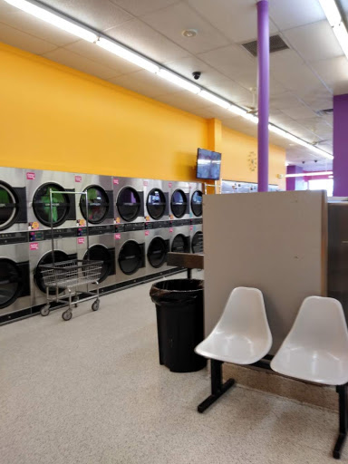 Laundromat «Festiva Laundry», reviews and photos, 701 Columbia Ave, Lancaster, PA 17603, USA