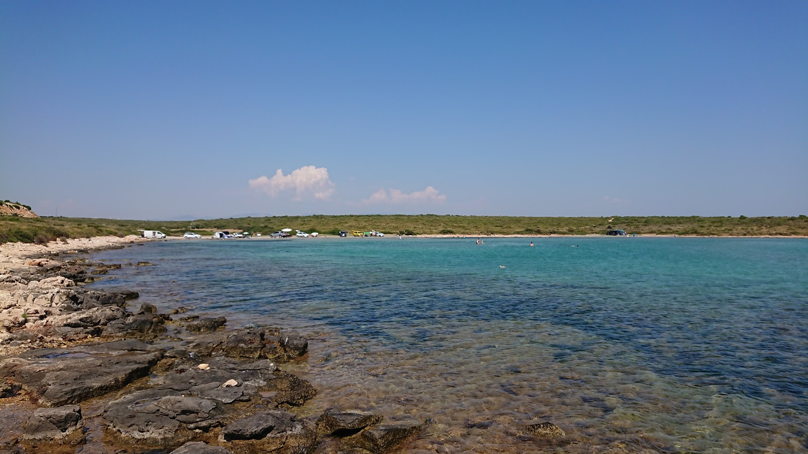 Fotografija Aritma plaji z turkizna voda površino