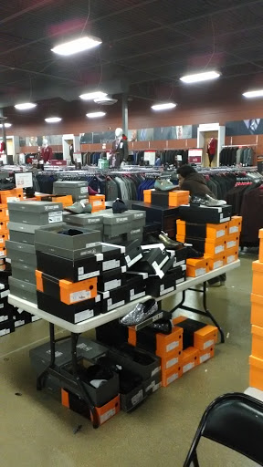 Clothing Store «K&G Fashion Superstore», reviews and photos, 5410 E 82nd St, Indianapolis, IN 46250, USA