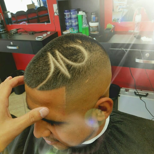 Barber Shop «Supreme Kutz Barber Shop», reviews and photos, 2902 S New Braunfels Ave, San Antonio, TX 78210, USA