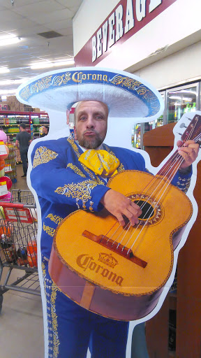 Grocery Store «Sav-Mor Foods», reviews and photos, 14001 Lakeridge Cir, Magalia, CA 95954, USA