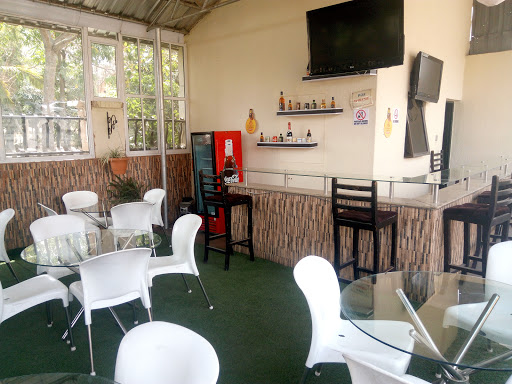 FLAMES Bar & Grill, 17747 Tudun Wada Rd, Jos, Nigeria, Cafe, state Plateau