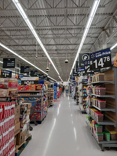 Discount Store «Walmart», reviews and photos, 1400 164th St SW, Lynnwood, WA 98087, USA