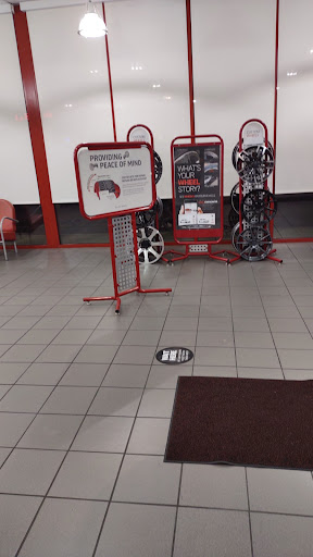 Tire Shop «Discount Tire Store - Draper, UT», reviews and photos, 89 E 12450 S, Draper, UT 84020, USA